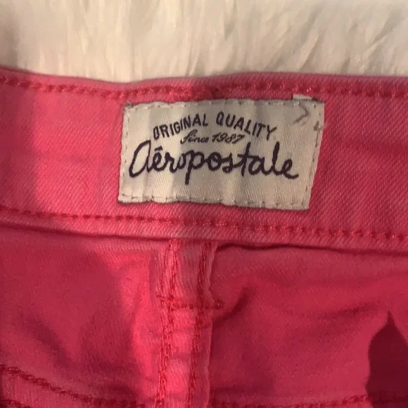 Shorts - Picture 3 of 4